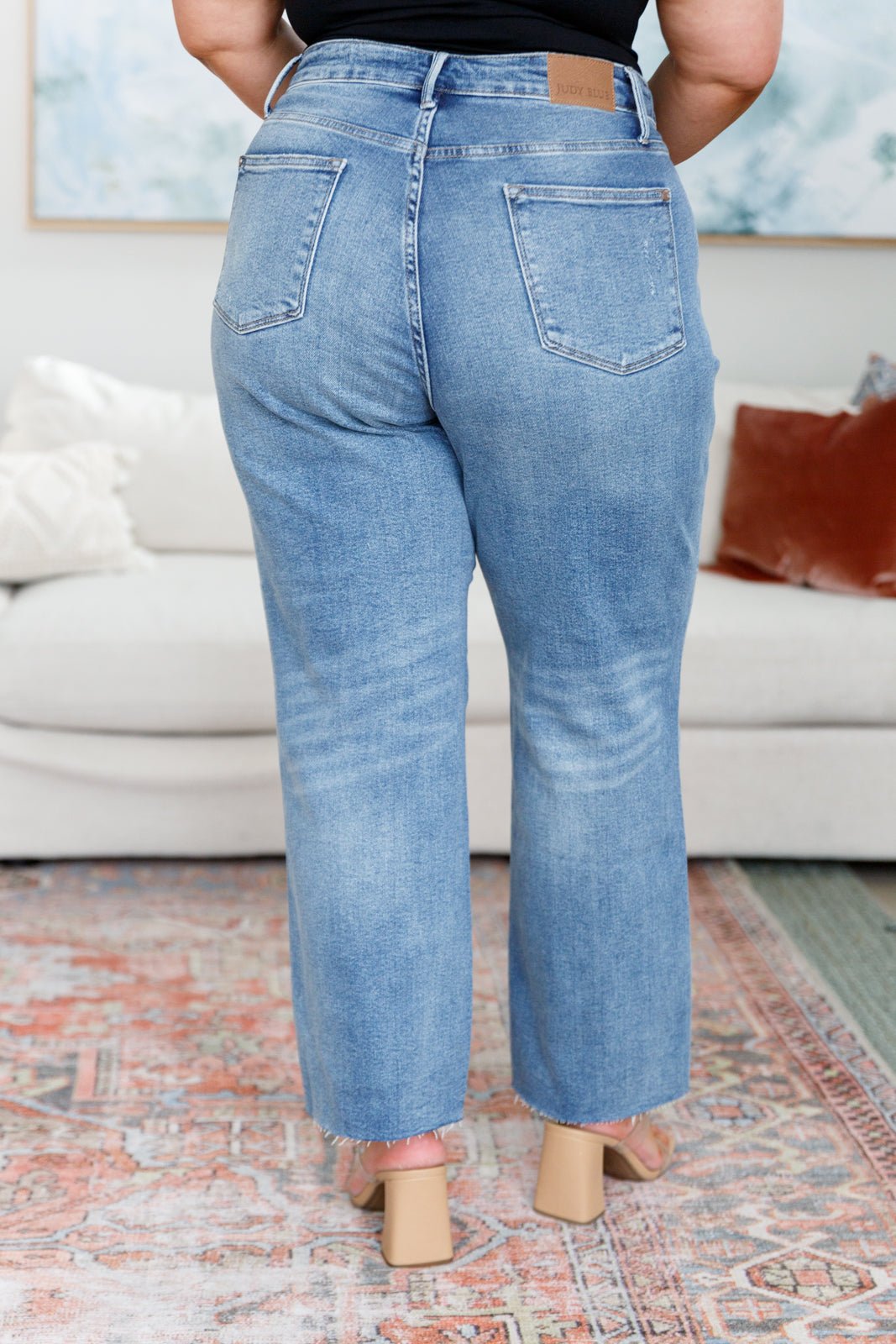 Nora High Rise Rigid Magic Destroy Slim Straight Jeans - AS7433-01 - Love it Curvy