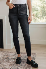 Octavia High Rise Control Top Skinny Jeans in Washed Black - AS7331-01 - Love it Curvy